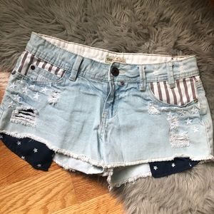 American Flag Jean shorts 🇺🇸